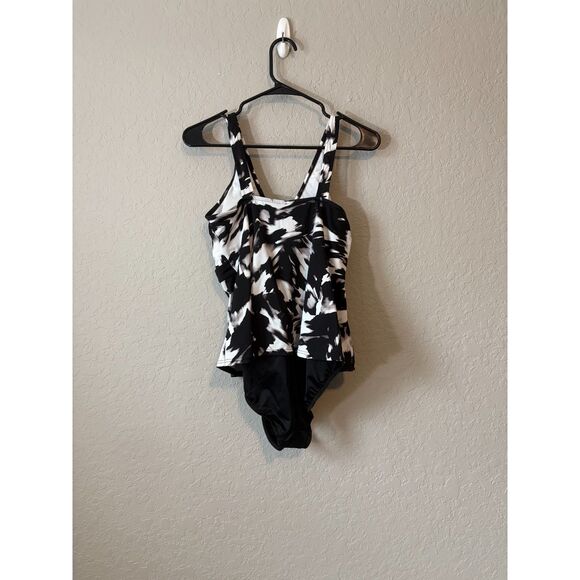 Trimshaper by MiracleSuit black and white one piece bathing suit Size 12 NWOT - Picture 4 of 5